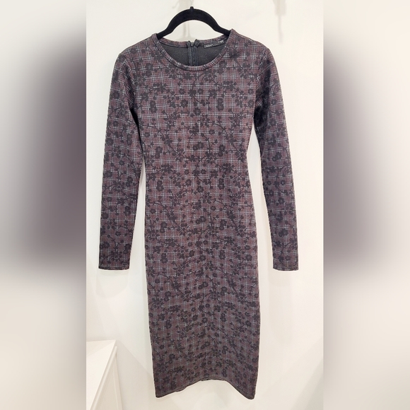 Zara Dress Bodycon Check Grey Burgundy Round Neck Long Sleeve - Picture 2 of 8